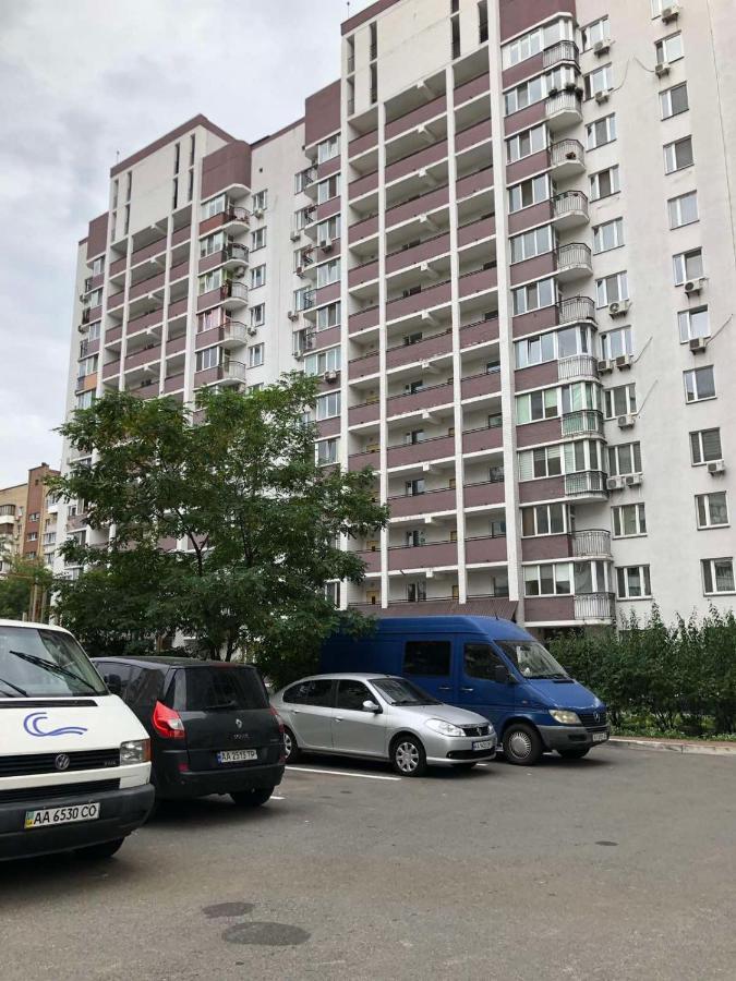 Apartamento Cosy Flat Kiev Exterior foto